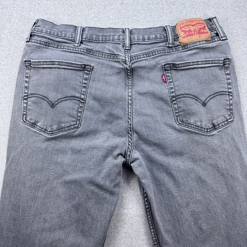 Levi's 514 Jeans Mens‎ 36x31 (Tagged 38x32) Gray Faded Straight Fit Denim *FLAW
